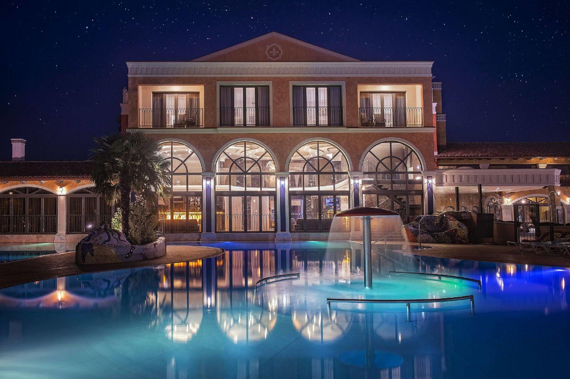 Villa Plaza Boutique Hotel & Spa Prešov Eksteriør billede