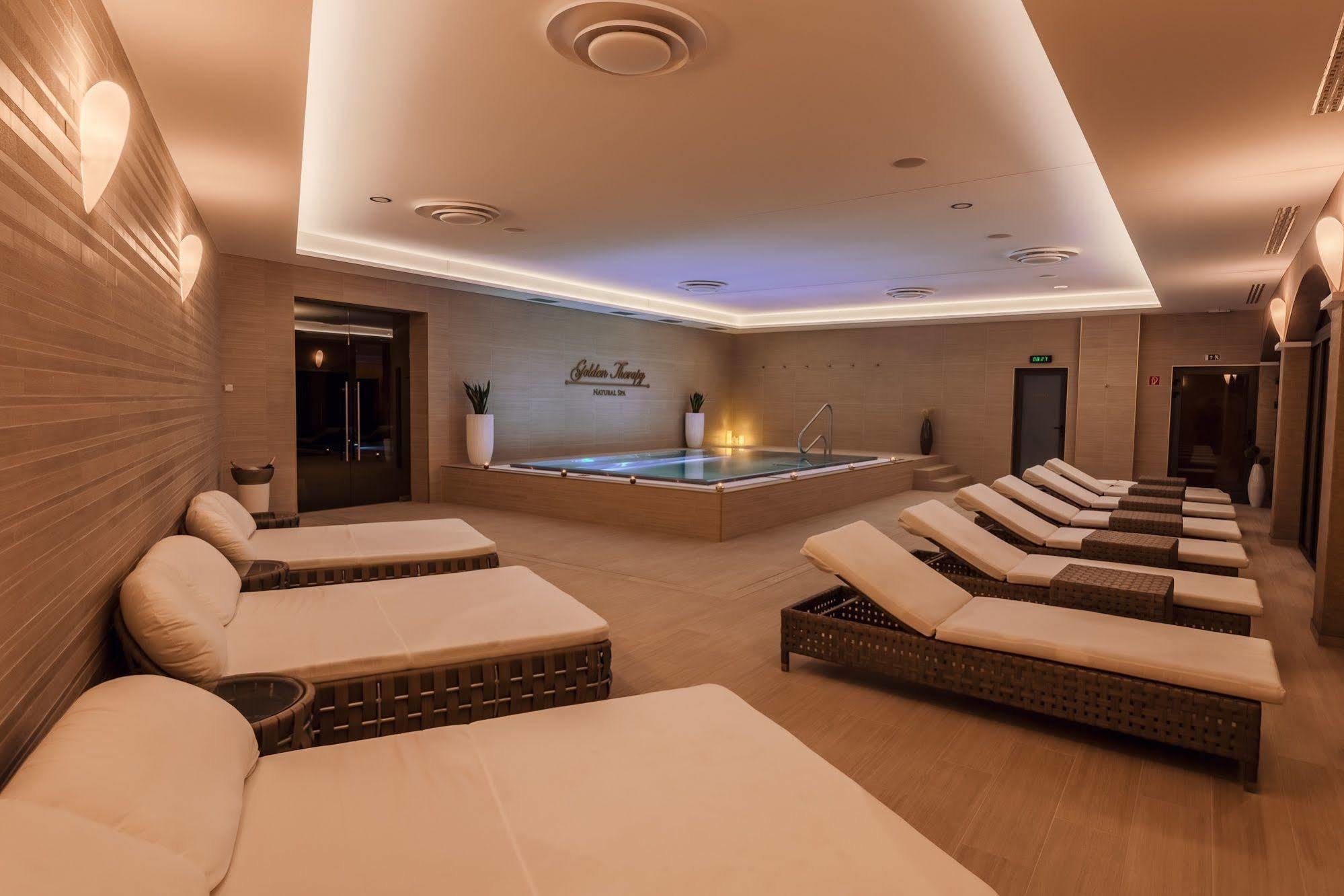 Villa Plaza Boutique Hotel & Spa Prešov Eksteriør billede